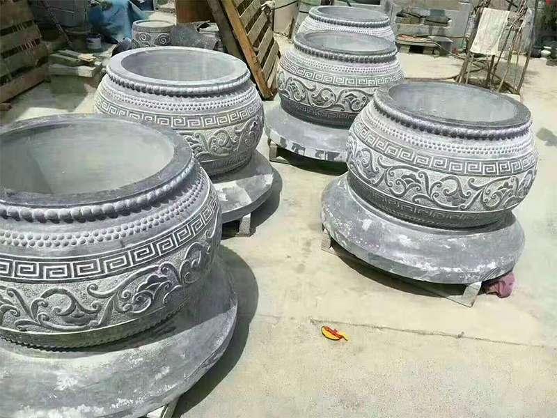 雕塑用什么石材